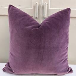Designers Guild Luxury Varese Pale Plum Plain Velvet Cushion Pillow Sofa Cover - thumbnail 1