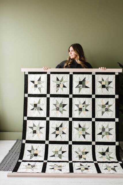 Quilt Hangers For Wall Hangings - Tapestry Hanger Rug Hanging- Displaying Textiles - image 1