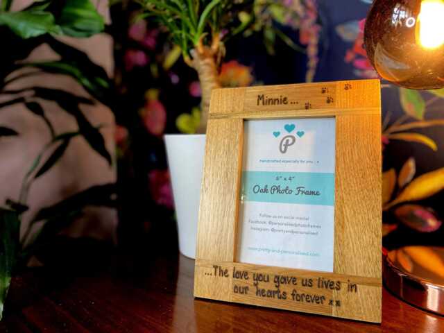 "Dog, Cat, Memorial, in Memory - Personalised Oak Photo Frame The Love You Gave Us Lives Our Hearts Forever Xx- 6X4"", 7X5"" Or 10X8" - image 1