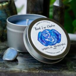 Labradorite Crystal Candle Lavender Scented Third Eye Chakra Candle Tin - thumbnail 3