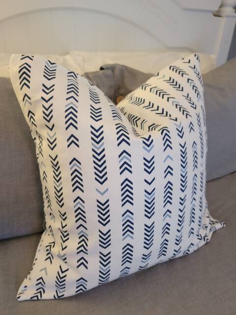 Newarrows.alternating Directional Arrows.toss Pillows.farmhouse Pillows.throw Pillows.slipcovers.home Decor Accents.cushion Covers - image 1