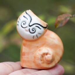 Hand Painted Porcelain Tortoiseshell Cat Figurine Tortie Decor - thumbnail 2