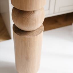 Handmade Turned Wood Table Leg - H690mm - Unfinished Baltic Birch, Oak, Ash Wood - thumbnail 3