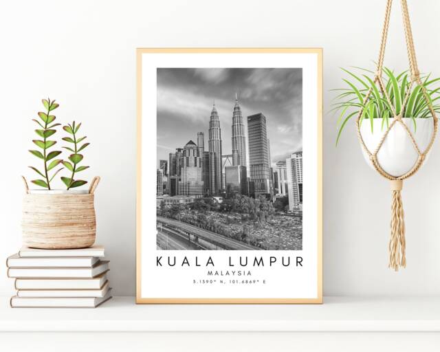 Kuala Lumpur Print Petronas Towers, Malaysia Skyline Wall Art - image 1
