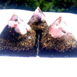 Orgone Pyramid Set, Copper Quartz Crystal, Emf Protection - thumbnail 2