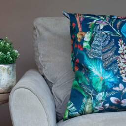 Extra-Large Supersoft Heavyweight Velvet Cushion. Large Scale Exotic Jungle Leaves Pattern. 23X23 - thumbnail 2