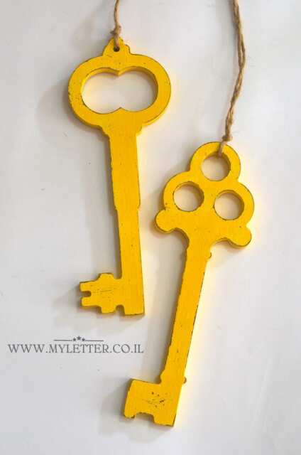 Wooden Key Wall Hanging Decor, Entry Pendants, Rustic Key, Skeleton Key Pendants, Shabby Keys Home Decor - image 1