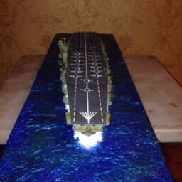 Japan Navy Ww2 Shinano Carrier Class Model With Diorama - thumbnail 3