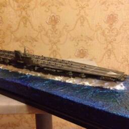 Japan Navy Ww2 Shinano Carrier Class Model With Diorama - thumbnail 2