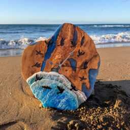 Custom Made Resin&olive Wood Wall Clock, Epoxy Resin Ocean Art & Beach Decor, Unique Home Decor Art, Personalized Gift For Him Or Her - thumbnail 3