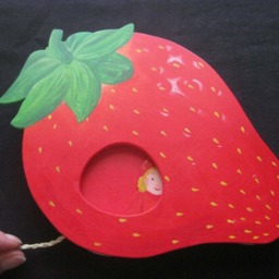 Strawberry, Strawberry Girl, Movable Wooden Screen, Wall Decoration - thumbnail 2