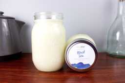 Black Sea Soy Candle in Pint Mason Jar - Masculine Outdoors Ocean Scented Gift, Wood Or Cotton Wick - thumbnail 1