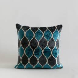 Silk Velvet Ikat Pillow Cover - Anthracite Blue Covers - thumbnail 2