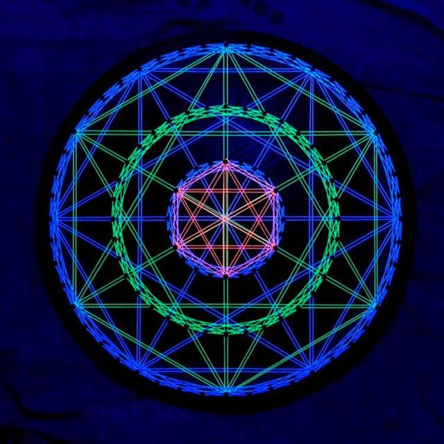 Uv Psychedelic Hexagram Mandala String Art, Sacred Geometry, 20cm/7.8Inches, Handmade Wall Art, Black Light, Home Decor, Wall Hanging, Thread&nails - image 1