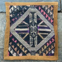 Vintage Handmade Tribal White Thai Textile Silk Cotton Pillow Cover in The Centre Of Vietnam - thumbnail 2