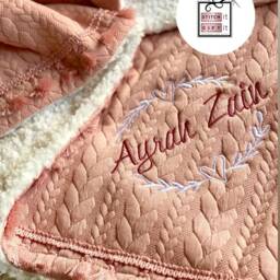 Personalised Baby Cable Knit Blanket -Wreath Name Embroidered Tassel Trim. Sherpa Reverse - thumbnail 2