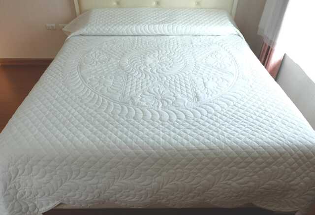 Amish-Inspired Star & Floral Wholecloth Quilt, Hand Quilted 6-8 Spi, Solid Cotton Heirloom Bedspread, Custom Made To Order, Queen-Cal King - image 1