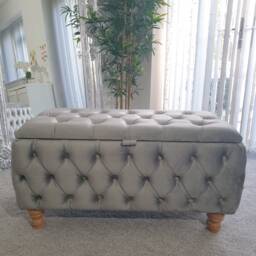 Handmade Velvet Chesterfield Storage Ottoman 38x18x16 In, Living Room Bench - thumbnail 4