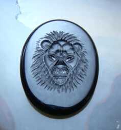 Intaglio Black Onyx Handmade Engraving. Lion. Unique - thumbnail 1