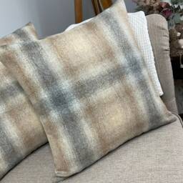 100% Wool Sekers Fabric Highland Check - Handmade Cushion Cover Contemporary Countryside Home Decor Double Sided Size 18 - thumbnail 4
