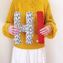 Hi Letters Knit Pillow - Lambswool Plush - thumbnail 3