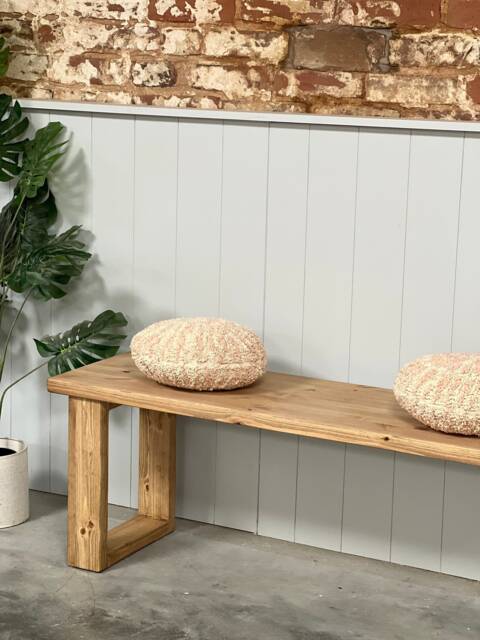 Verde // Scandinavian Bench With Pine Square Legs - image 1