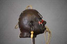 Shrunken Head Replica - thumbnail 1
