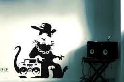 Wall Decal Banksy Hip Hop Rat, Gangsta Rat Decal, Street Art Sticker, Urban Art, Vinyl Grafitty, Stencil Sticker