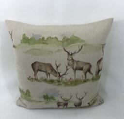 Voyage - Moorland Stag Linen Charming Watercolour Deer Cushion Cover Handmade Throw Pillow Designer Home Deco - thumbnail 1