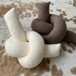Teddy Boucle Knot Pillow - Long Throw Love - thumbnail 2