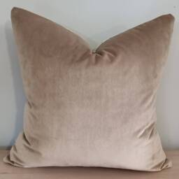 Designers Guild Fitzrovia Antique Jade & Omega Velvet Cushion Cover 45x45 cm - thumbnail 3