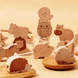 Personalised Wooden Lacing Forest Animals Set, Wood Beads Toys, Custom Name Animal Set With Box, Toddler Gifts, Threading Toy - thumbnail 3