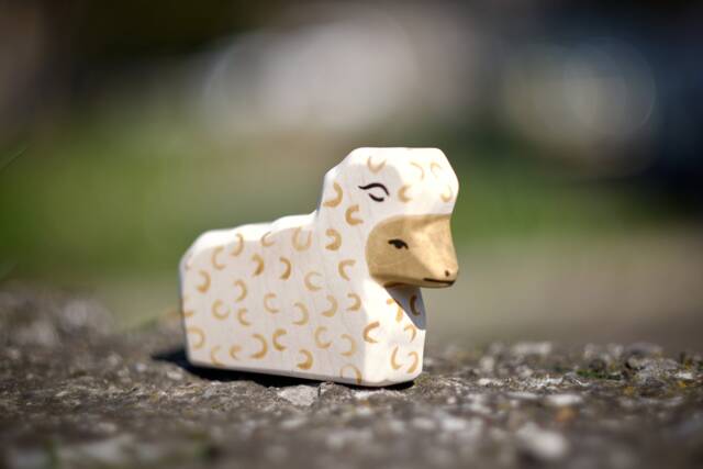 Sheep Figurine - Wooden Lamb Learning Toy Ecological Farm Animals Wood Dadakacraft - image 1