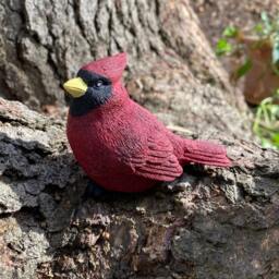 Handcrafted Cardinal Cement Figurine - Artisanal Garden Addition - thumbnail 3