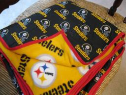 Handmade Pittsburgh Steelers Blanket - thumbnail 1
