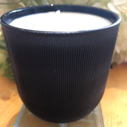 Matt Black Ribbed Glass Soy Wax Candle - 230 Ml - thumbnail 2