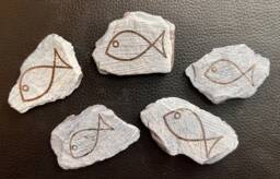 Shoal Of 5 Engraved Stylised Garden Bird Bath Fish On Welsh Slate Pieces