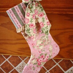Christmas Stocking Pattern PDF Free Big Bow Victorian, Shabby Chic, Traditional Holiday Decoration - thumbnail 2