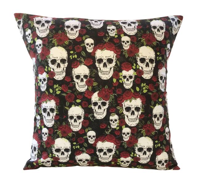 1 X Red Black Green Skulls & Roses Gothic Metal Cushion Cover - image 1