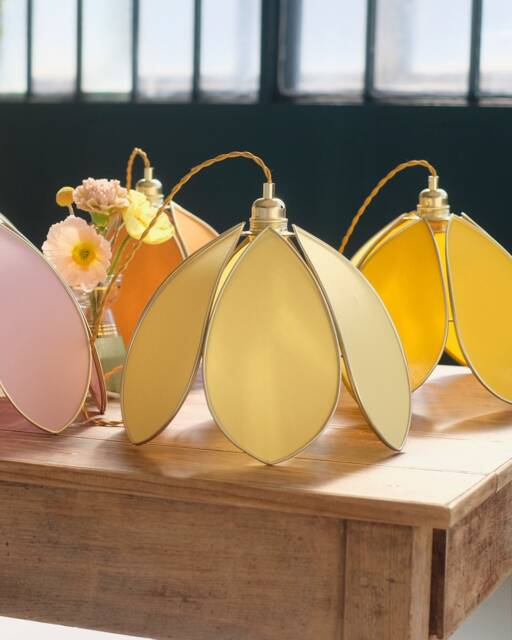Simple Flower Pendant Light - Banana & Gold - image 1