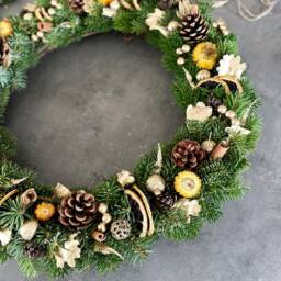 20 Inch Fall Wreath For Front Door, Christmas Decorations, Handmade Natural Autumn Wreaths, Orange Flower Everyday Flowers Decor - thumbnail 3