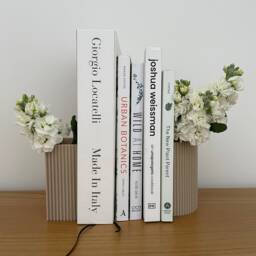 Minimalist Book End Vase Beige - thumbnail 2