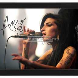 Amy Winehouse Signed - Printed Autograph Print Photo Framed Option Music C - thumbnail 3