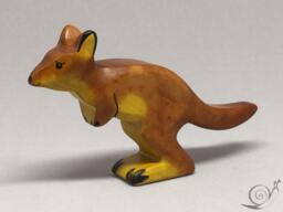 Toy Kangaroo Little Wooden Brown Colourful Standing Size 11, 0 X 6, 5 2, 2 cm - Bxhxs Approx. 25 Gr