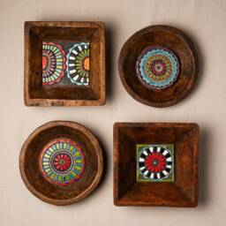 Ceramic Wall Art Set Of 4 With Hand Carved Wood Dough Bowl Frames 12 - thumbnail 1
