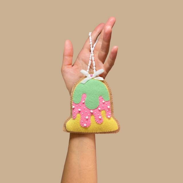 Christmas Felt Ornament, PDF Pattern, Tree Decoration, Bell Ornaments - image 1