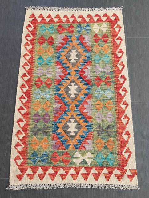 Kilim Rug, Handmade Artisan Afghan Turkish Aztec Geometric Wool Rug 126x77 cm - image 1