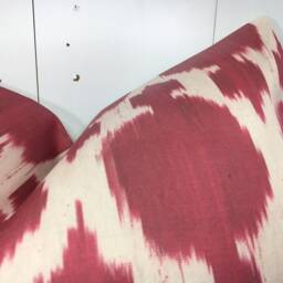 Silk Ikat Pillow Cover - 24x24, Handwoven Decorative Cushion - thumbnail 3