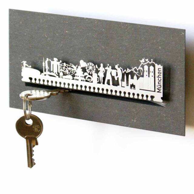 Munich Skyline Key Rack - Bavarian Souvenir Gift - image 1