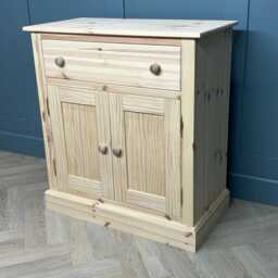 Shaker Sideboard 1 Drawer 2 Door 800mm Solid Wood Storage Unit, Ready To Paint - thumbnail 3